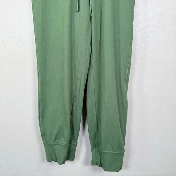 Lululemon Womens Size 2 Ready to Rulu High-Rise Jogger Crop Green Twill - Picture 6 of 13